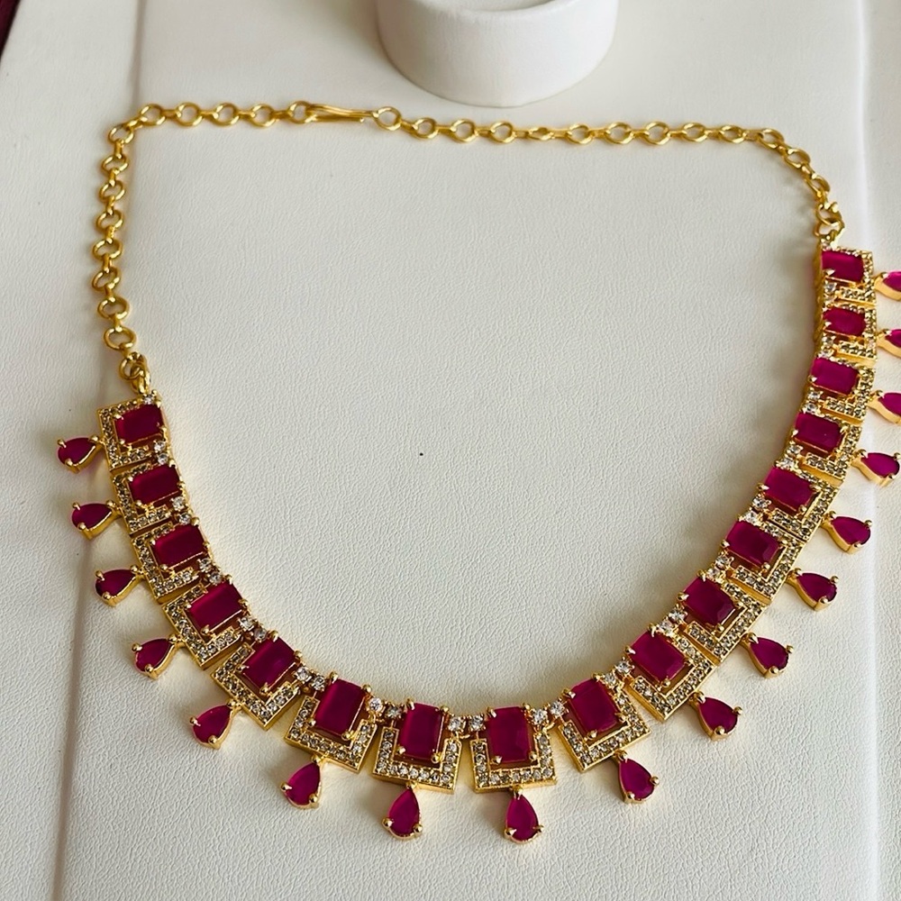 Necklace - Picture 4 of 8